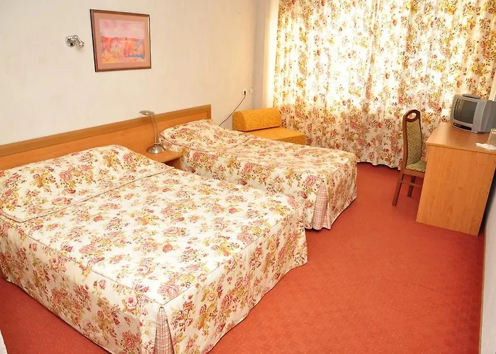 Hotel Plaza Family 3*